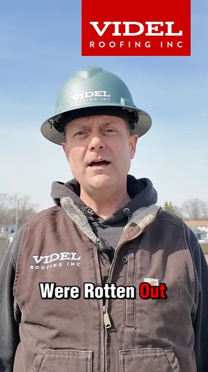 Videl Roofing crew addressing rotten HVAC sleepers, gas line supports, and corrosion during a commercial roof inspection in Welland, Ontario